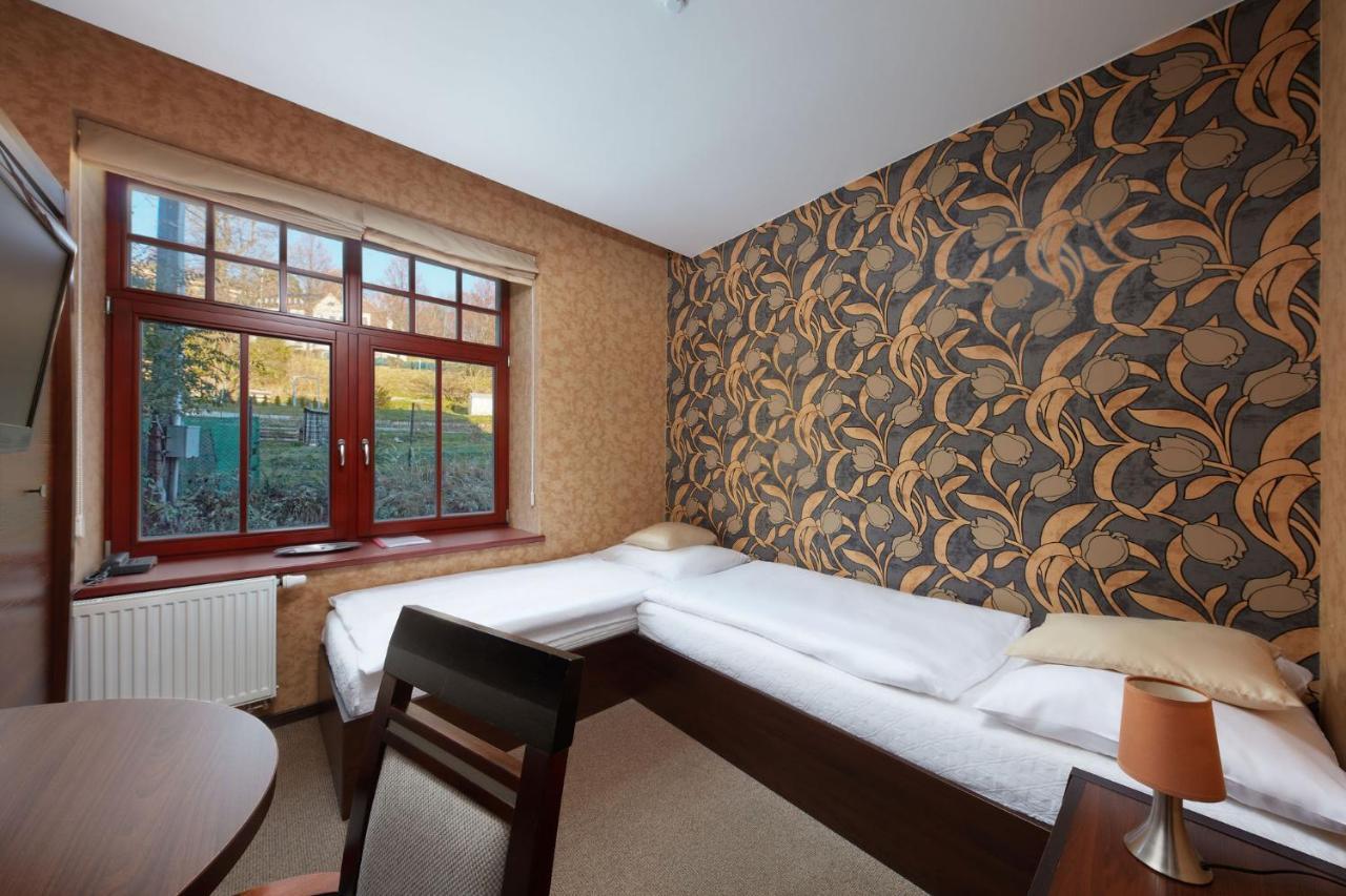 Hotel Slunny Dvur Jesenik Luaran gambar