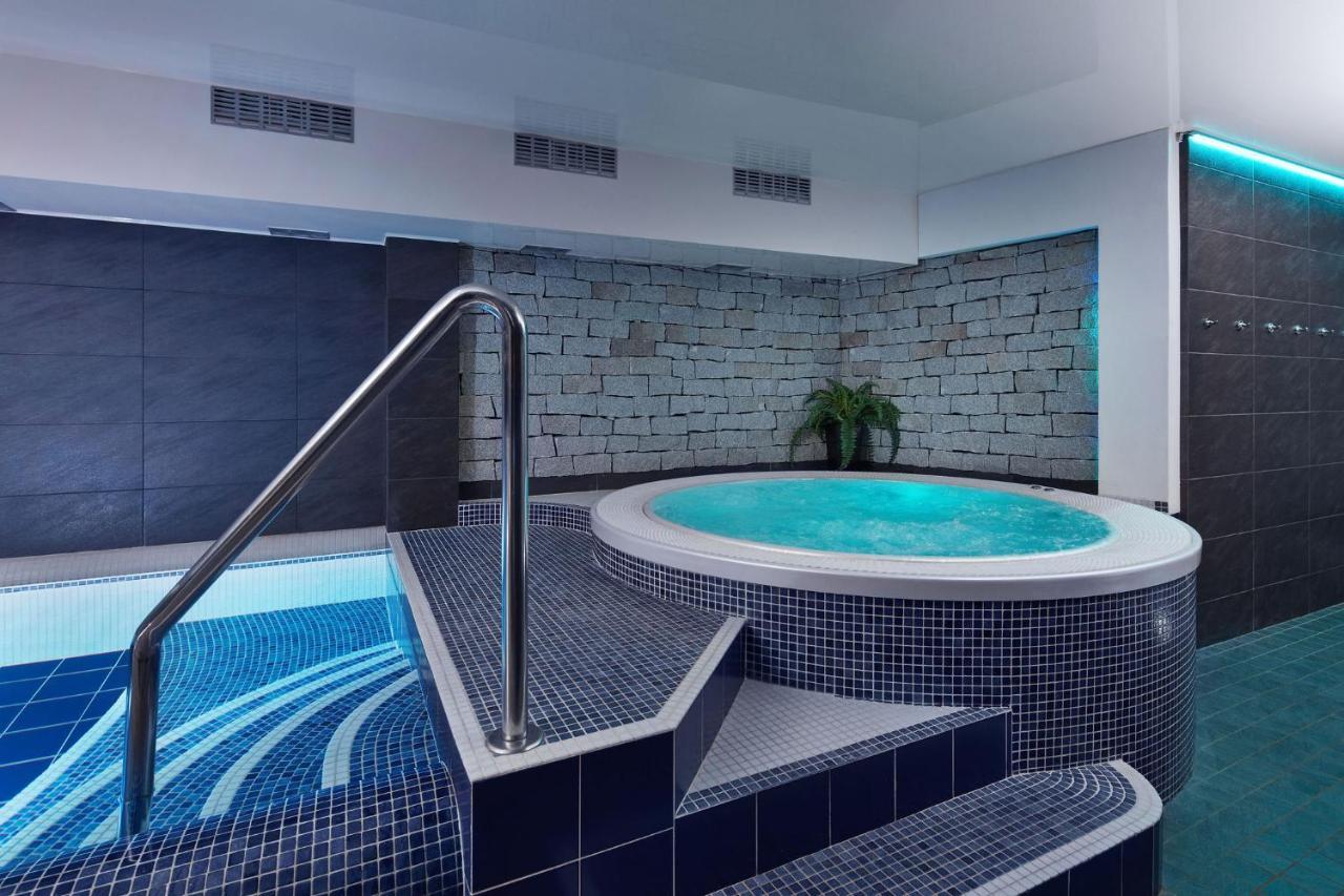 Hotel Slunny Dvur Jesenik Luaran gambar