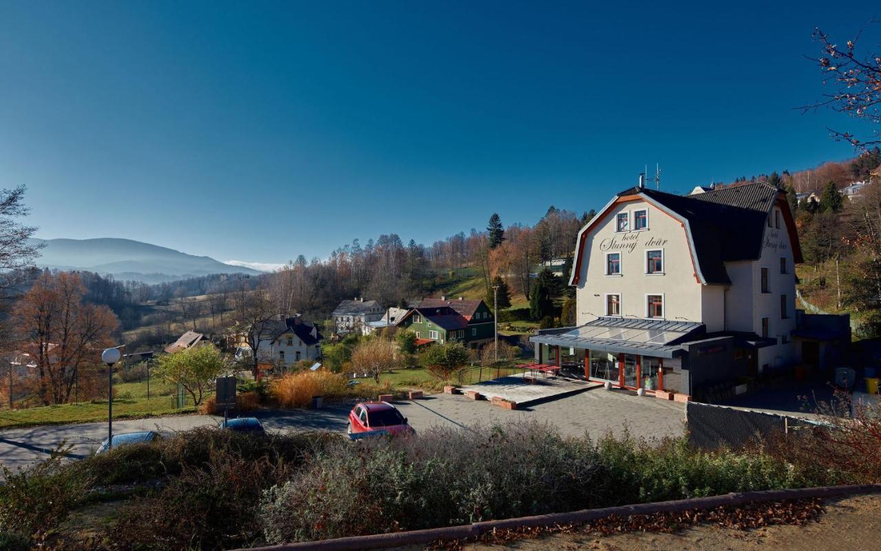 Hotel Slunny Dvur Jesenik Luaran gambar