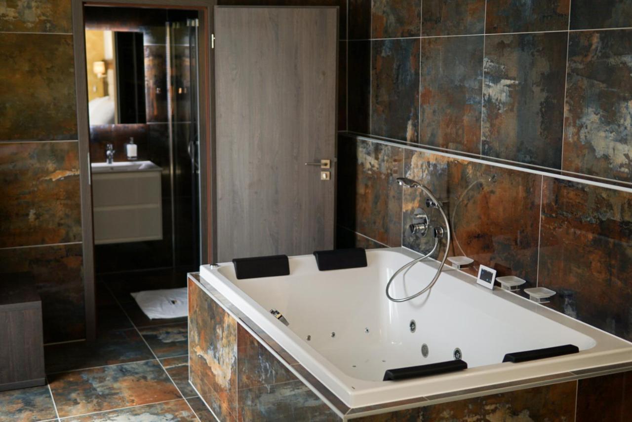 Hotel Slunny Dvur Jesenik Luaran gambar