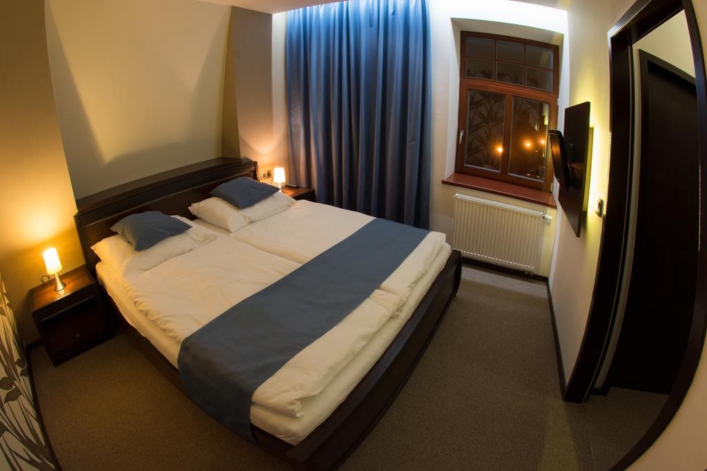 Hotel Slunny Dvur Jesenik Luaran gambar