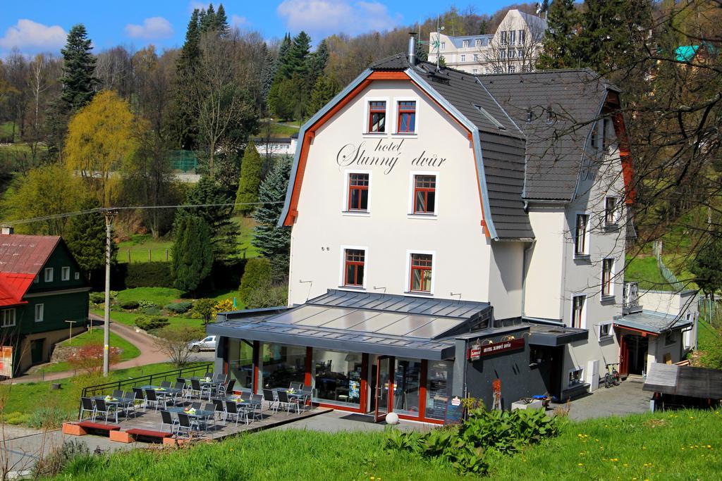 Hotel Slunny Dvur Jesenik Luaran gambar